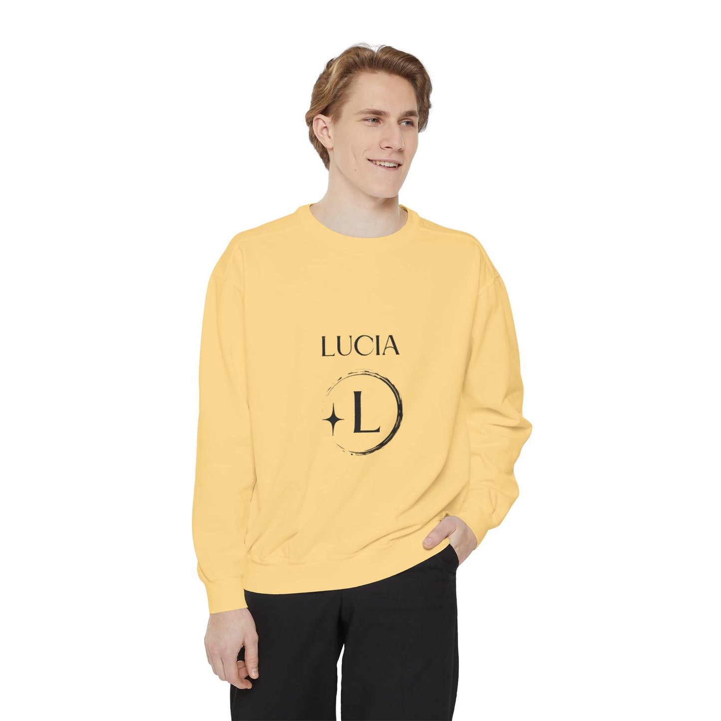 Lucia Jesus is king crew neck