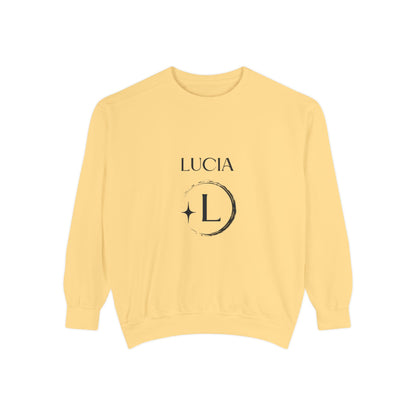 Lucia Jesus is king crew neck